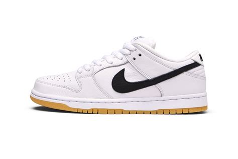 nike sb dunks white gum